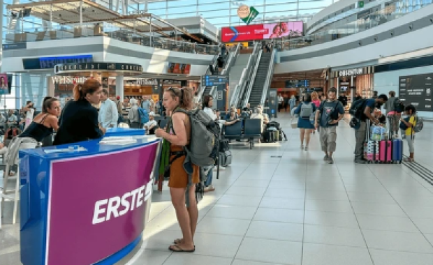 A legjobb reptéri parkoló összehasonlítása egy utazó szemével