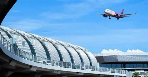 ✈️ Új parkolási rend a ferihegyi reptéren – Augusztus 15-től változások az érkezési szinten