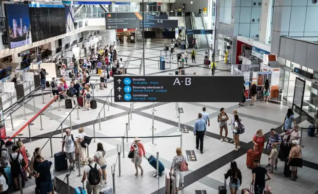 ✈️🌙 Különleges élmények éjjel a repülőtéren – jön a Repülőtér Éjszakája az Aeroparkban